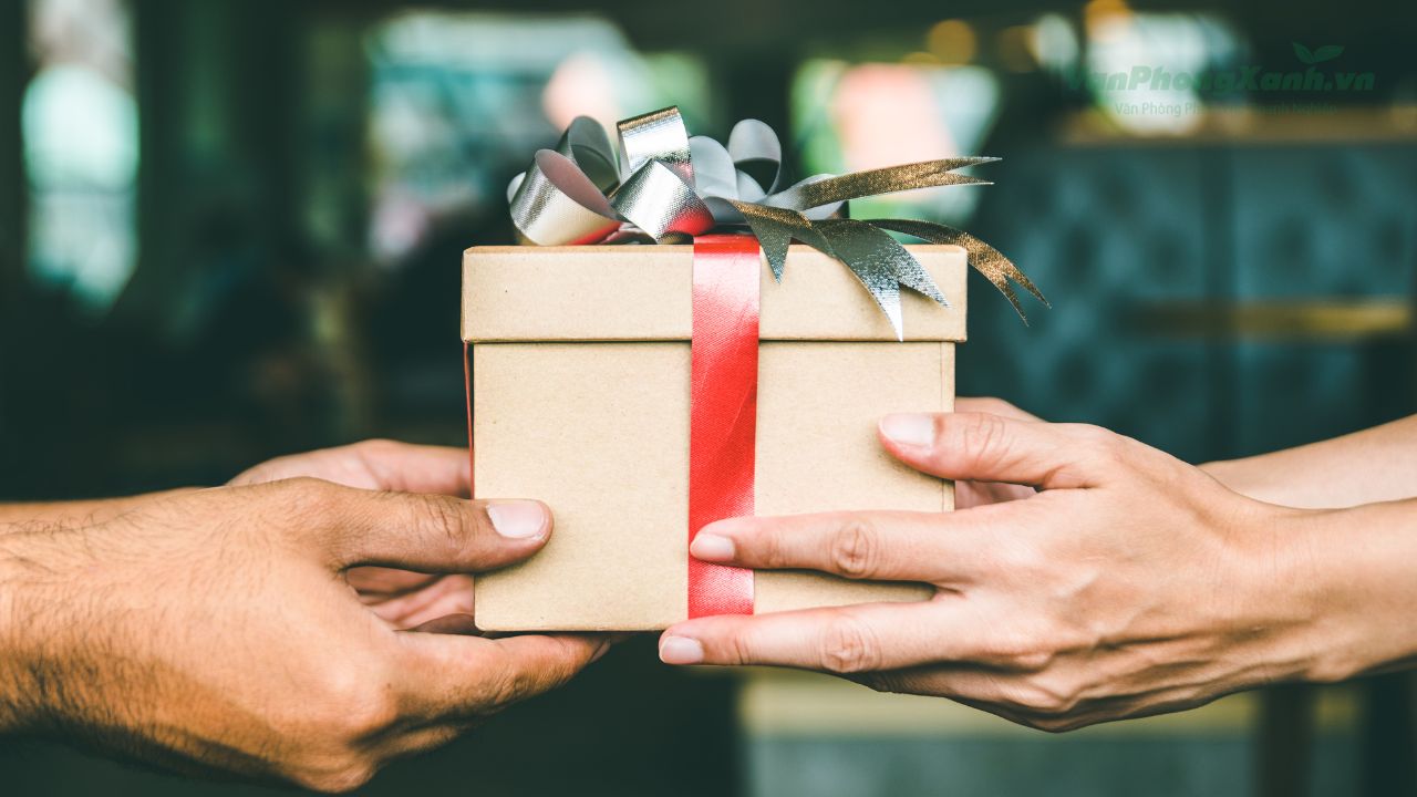 Danh sách những món quà ý nghĩa dành tặng thầy cô ngày 20/11