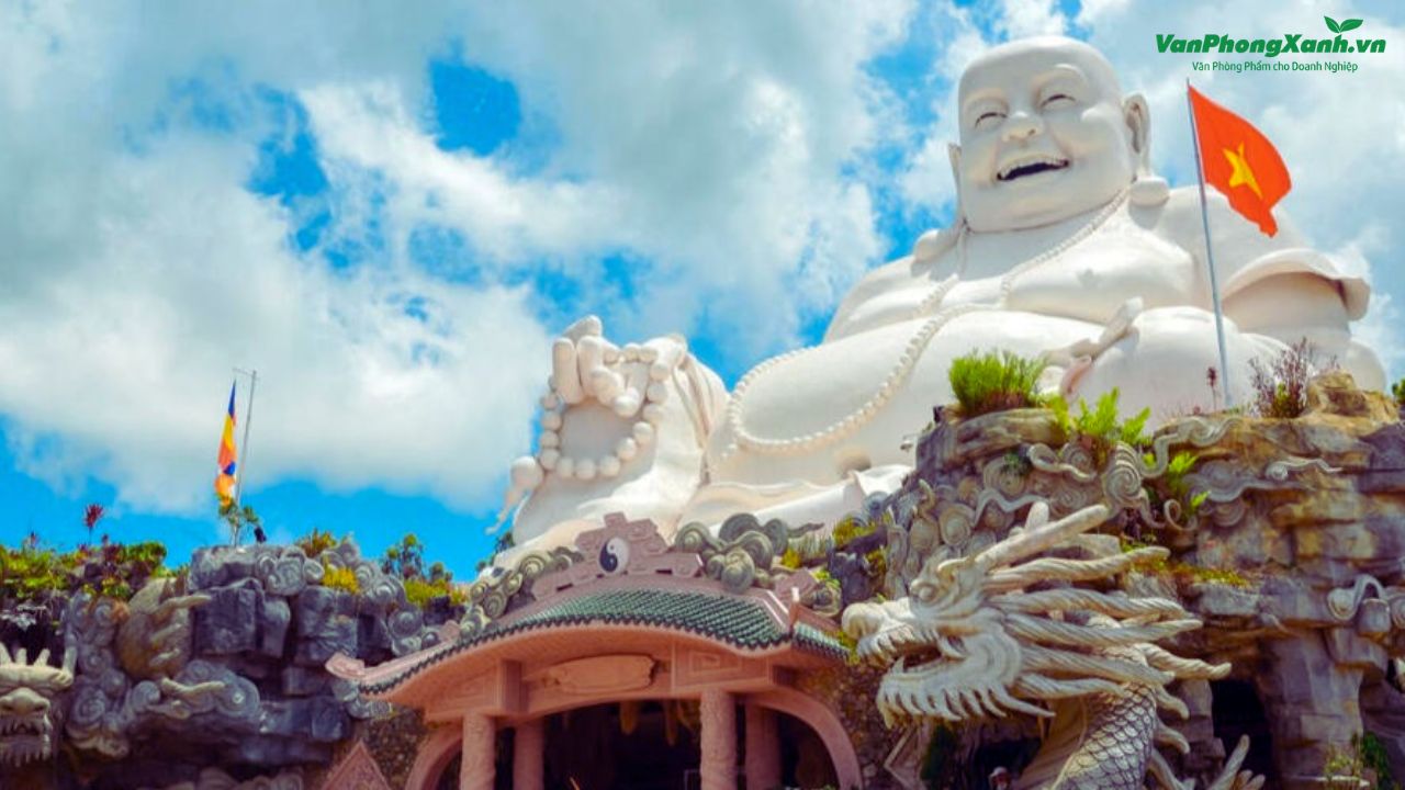 Núi Cấm – “Nóc nhà miền Tây” linh thiêng và hùng vĩ