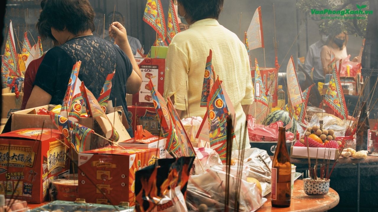 Những bài văn khấn rằm tháng 7 mà bạn cần biết Những bài văn khấn rằm tháng 7 mà bạn cần biết