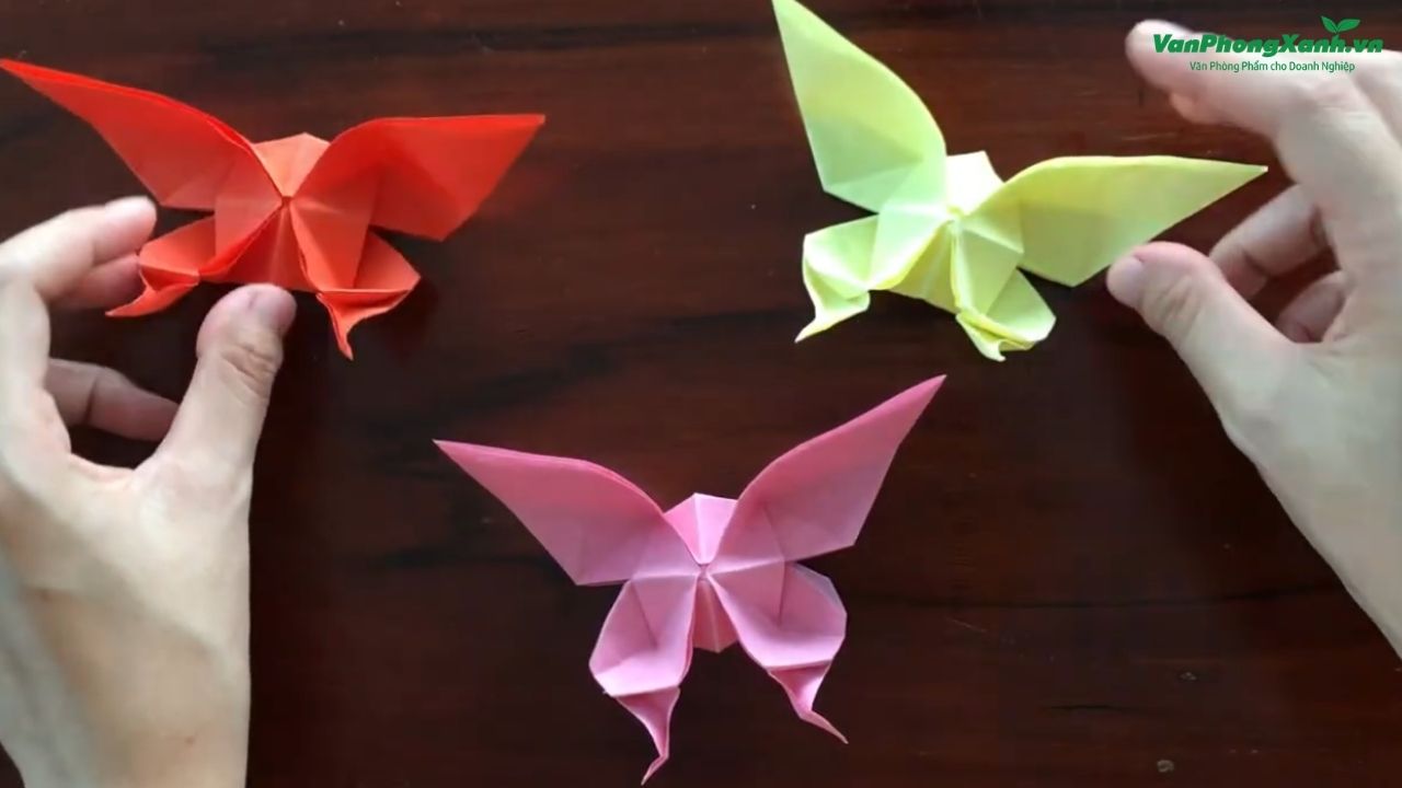 Cách Gấp Con Bướm Origami Đẹp Lung Linh – Trang Trí Góc Nhỏ Thêm Sinh Động Cách Gấp Con Bướm Origami Đẹp Lung Linh – Trang Trí Góc Nhỏ Thêm Sinh Động